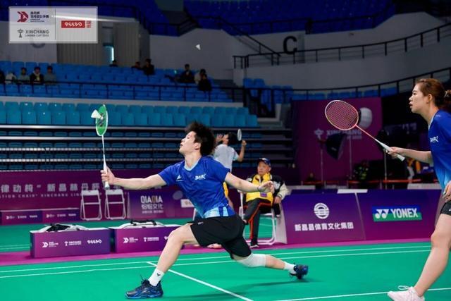 英格兰羽毛球队横扫马来西亚羽毛球队，林丹送出助攻