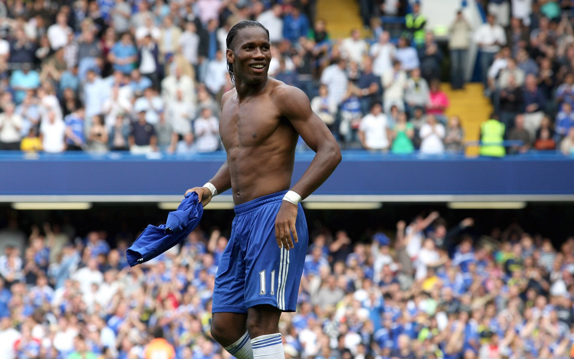 德甲争冠战焦点战?不,这里是意甲!尤文力克AC米兰背后的战术博弈