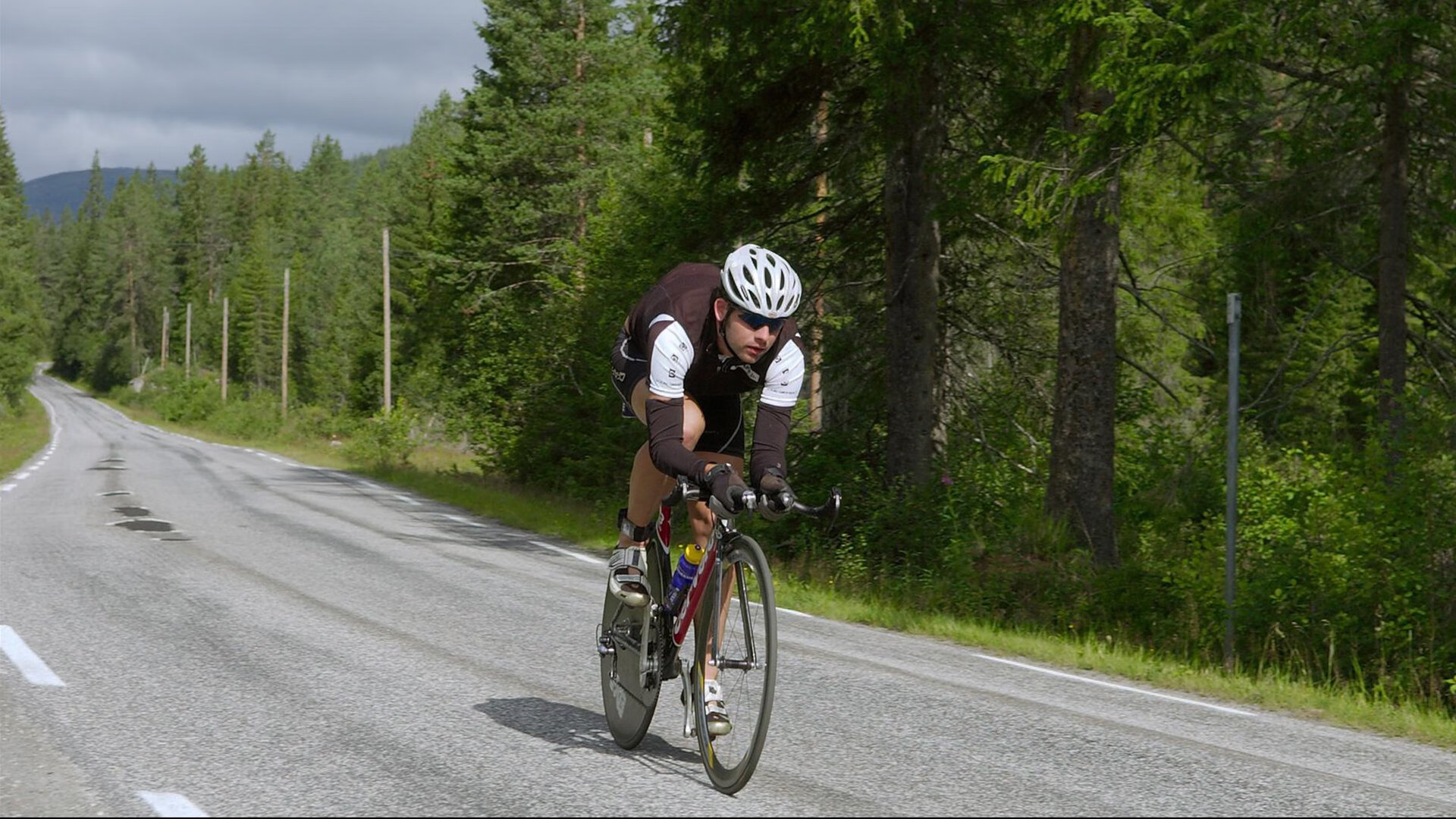 硬仗之王文班亚马,从尼克斯争冠战到上海滩的篮球传奇